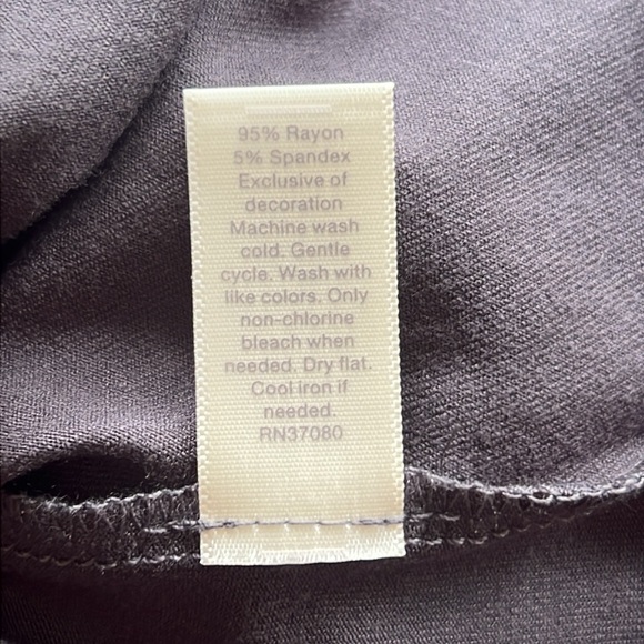 Cato Gray Short Sleeve “Faith Hope Love”Flowered Dress W/Pockets - Picture 7 of 9